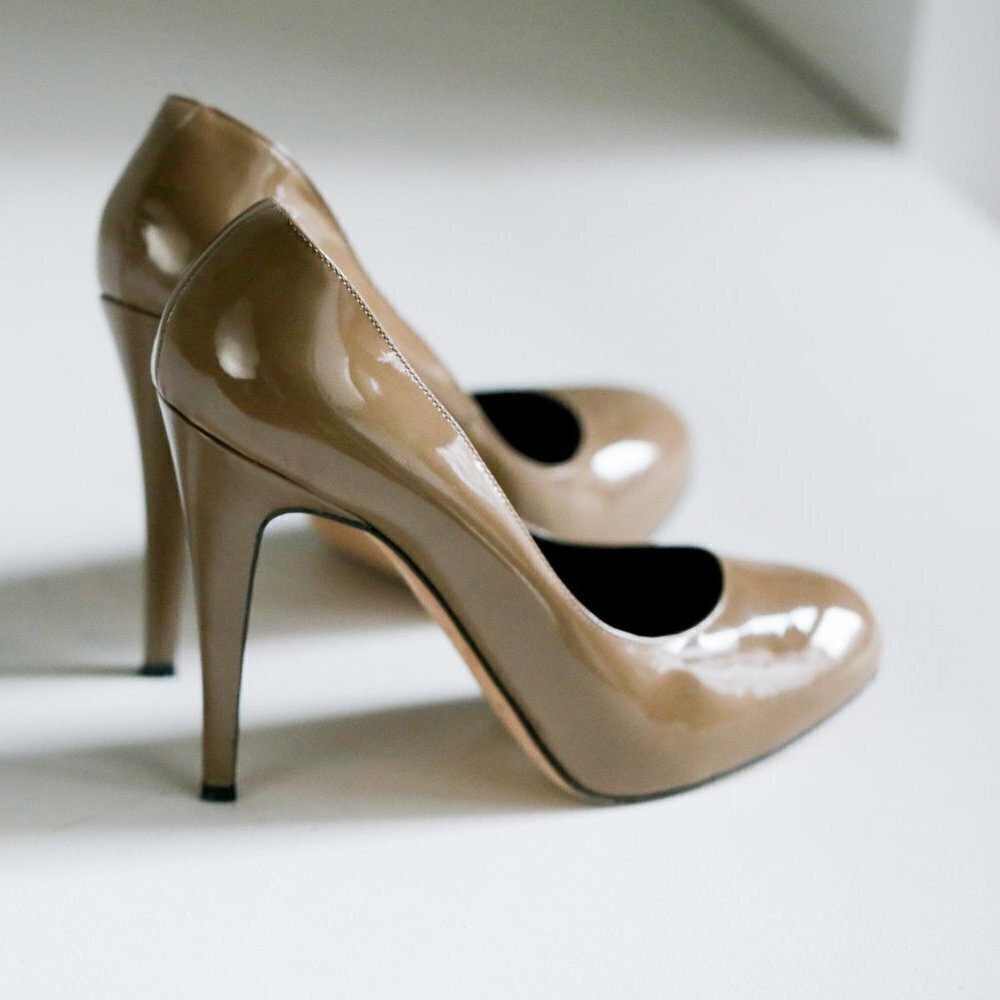 Brian Atwood Nude PAtent Leather Classic Heels